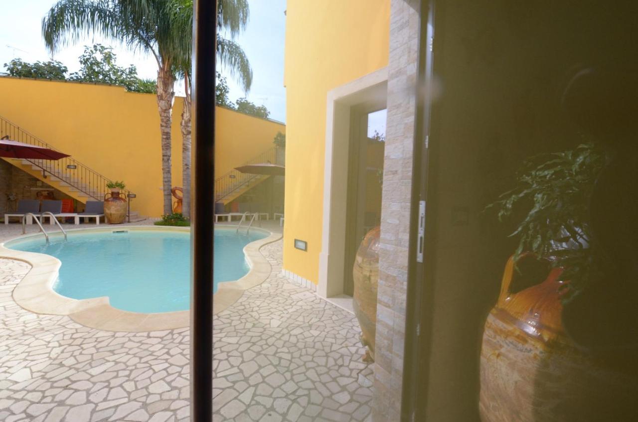 B&B Corte Dei Figuli San Pietro in Lama Экстерьер фото